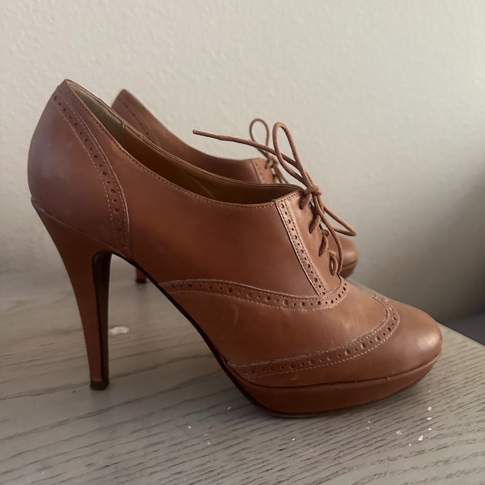 *Italian leather* J Crew women's lace up Oxford pumps